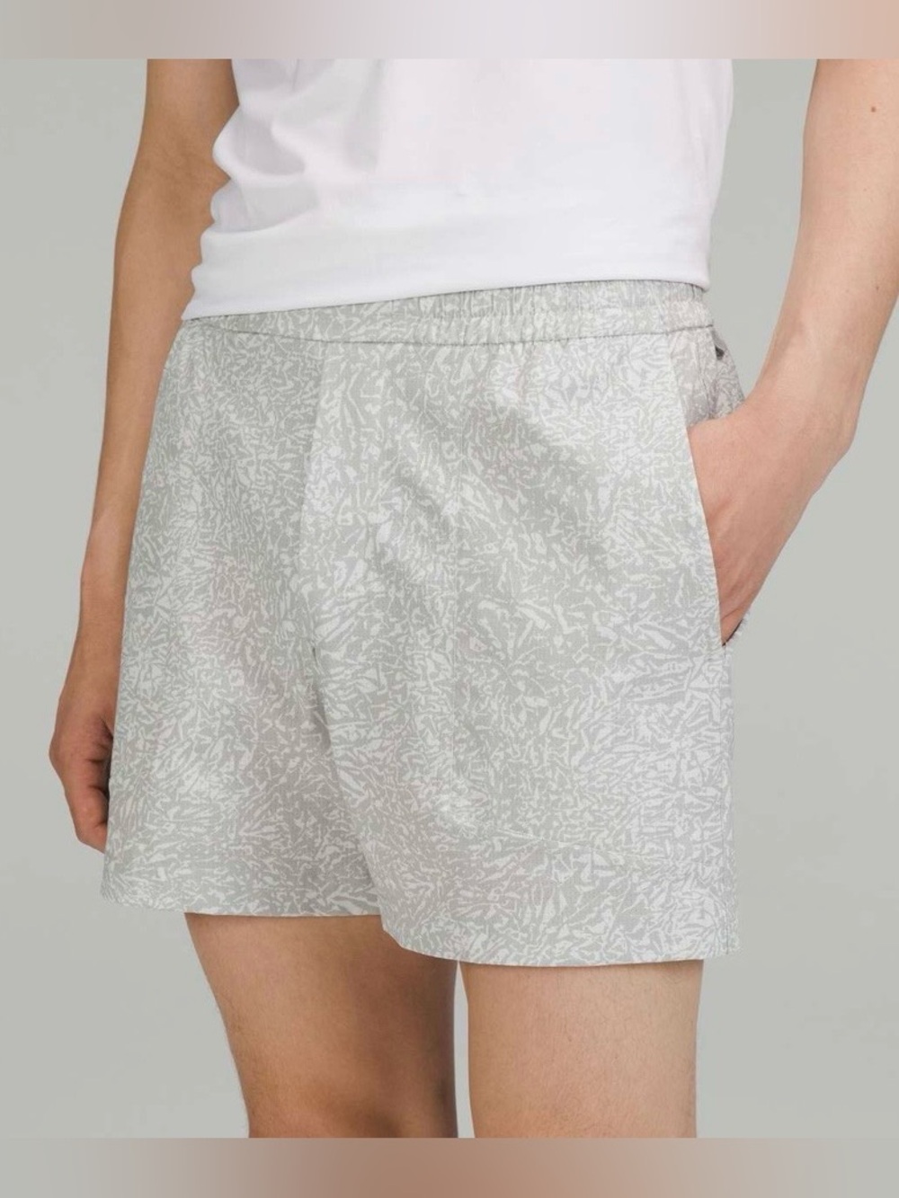 Lululemon Bowline Short 5" Large